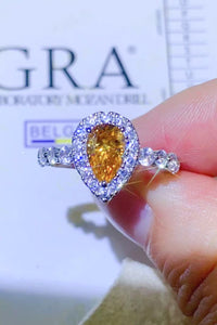 1 Ct Moissanite Contrast Teardrop Ring